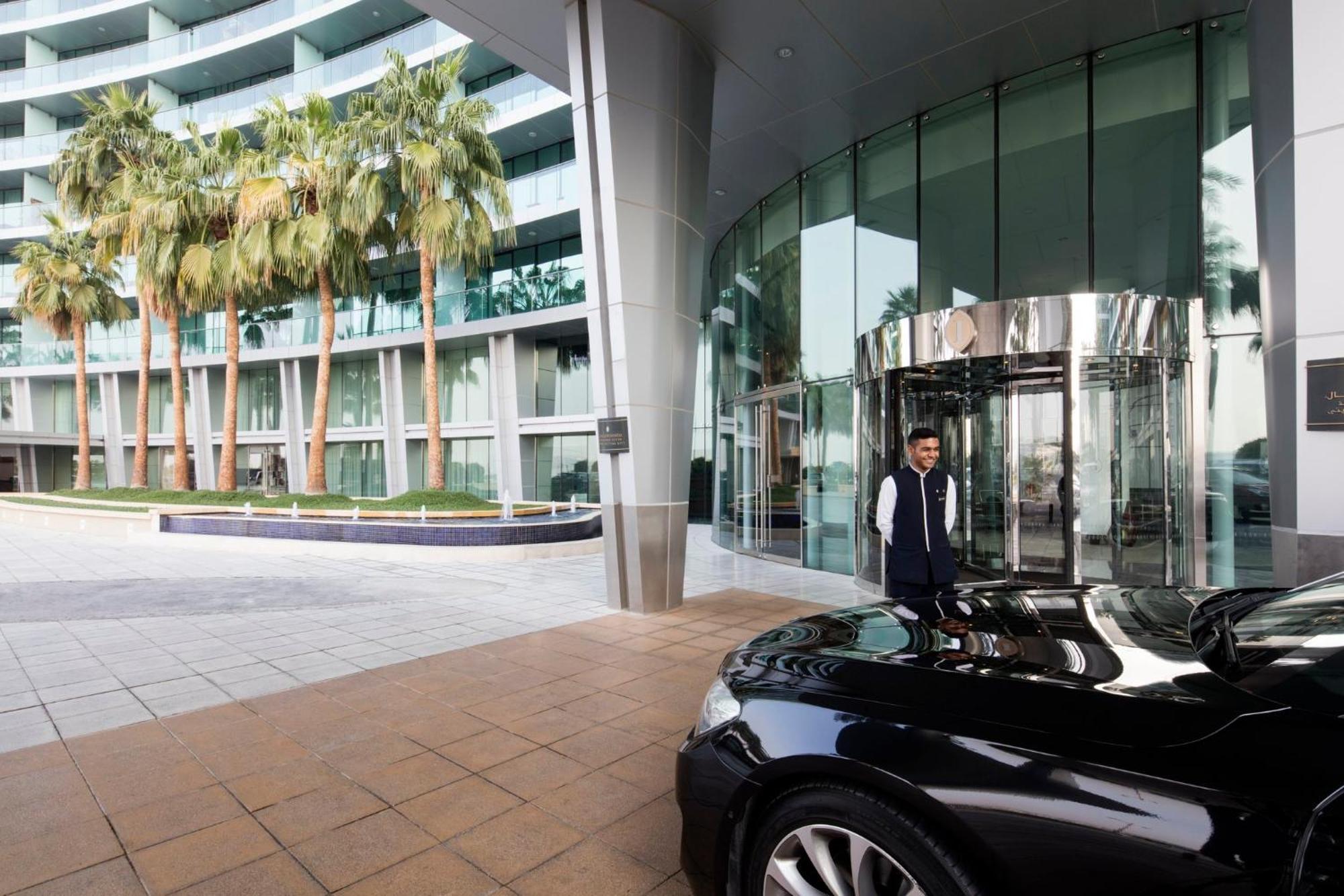 Intercontinental Residence Suites Dubai Festival City By Ihg Exterior foto Entrance of the hotel